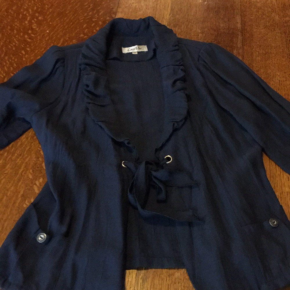 Gorgeous dark navy blue Lan Vie linen blazer